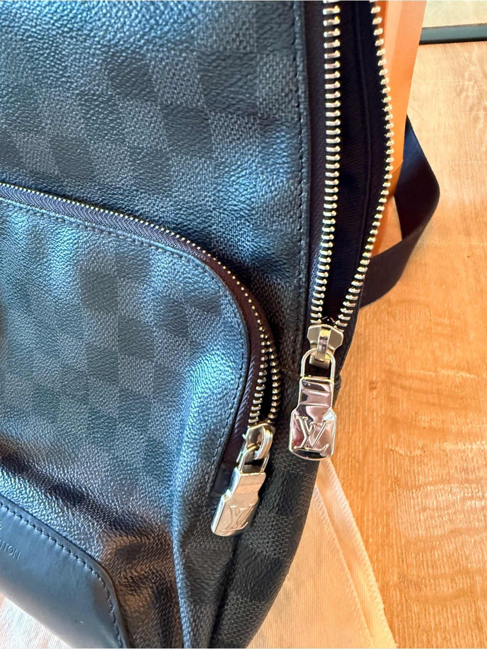 Louis Vuitton Black Damier Graphite Belt Bag - Picture 7 of 9